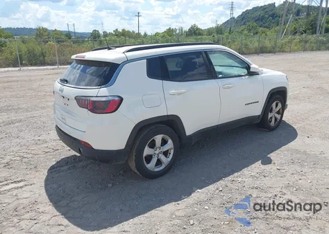2019 Jeep Compass Latitude Fwd из США, поврежденный, VIN 3C4NJCBBXKT802922
